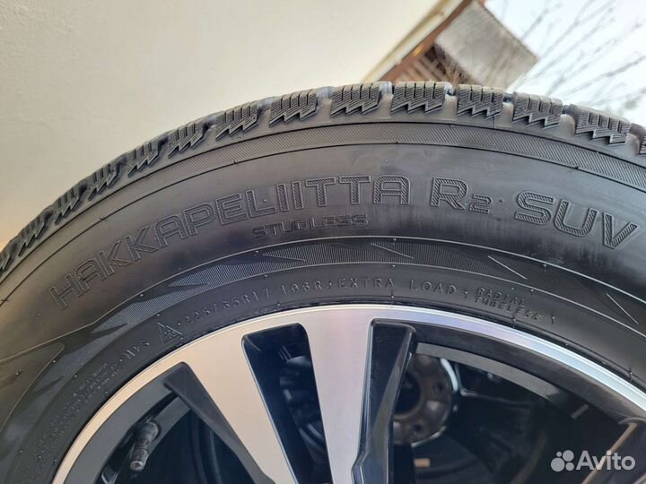 Nokian Tyres Hakkapeliitta R2 SUV 225/65 R17 106