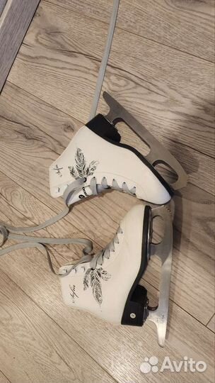 Коньки детские фигурные