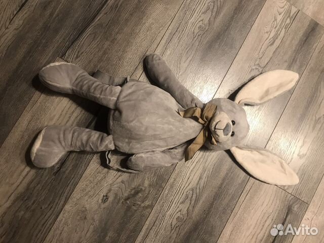 Плюшевый заяц рюкзачок