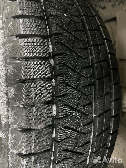 Triangle Snowlink TWT02 235/55 R18 104