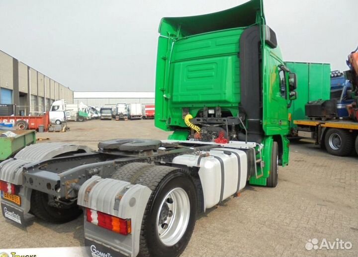 Pазбираем грузовик Mercedes-Benz Actros mpiii 2009