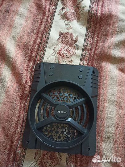 Корпус колонки с динамиком