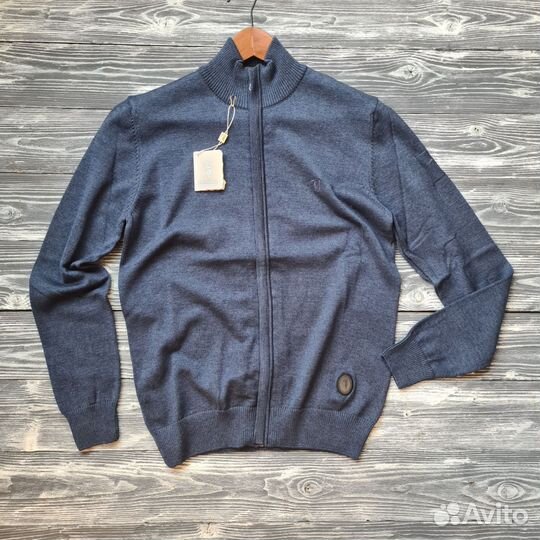 Кардиган Trussardi. XL