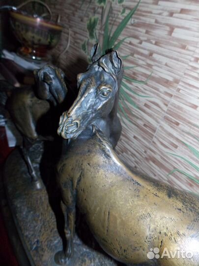 Продам бронзовую скульптуру P. J. Mene 19 века