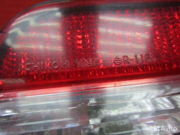 Фонарь правый Nissan Bluebird U14 2001