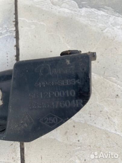 Уголок жабо левый Renault Captur J5 1.5 (K9K)