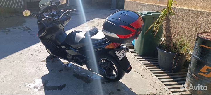Yamaha T-max