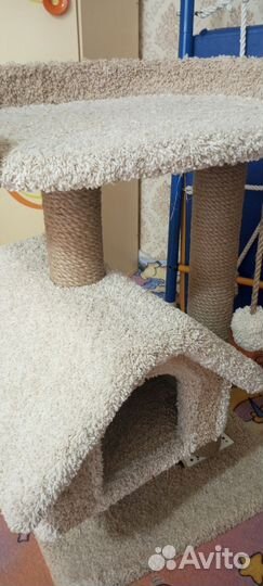 Домик для кошки с когтеточкой бу