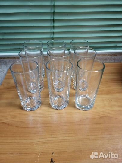 Стеклянные стаканы