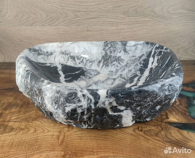 Раковина в ванную накладная