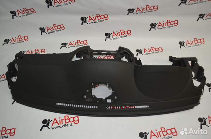 Торпедо панель приборов Mitsubishi Pajero 4