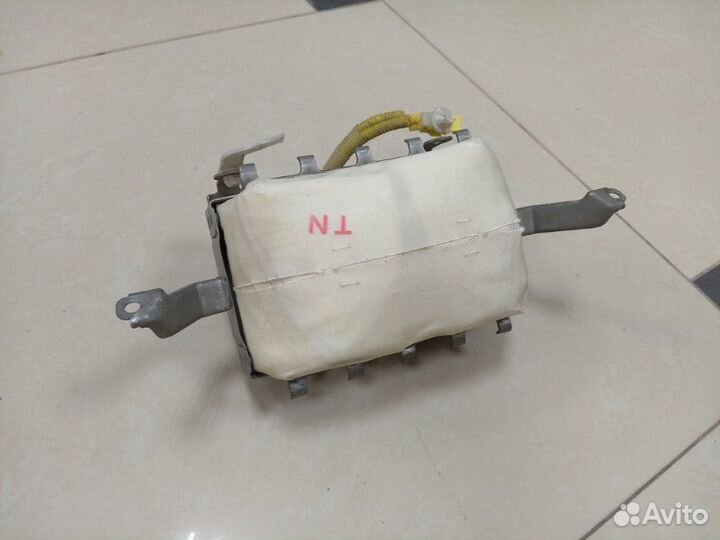 Подушка безопасности пассажира Lexus Ls460 USF40