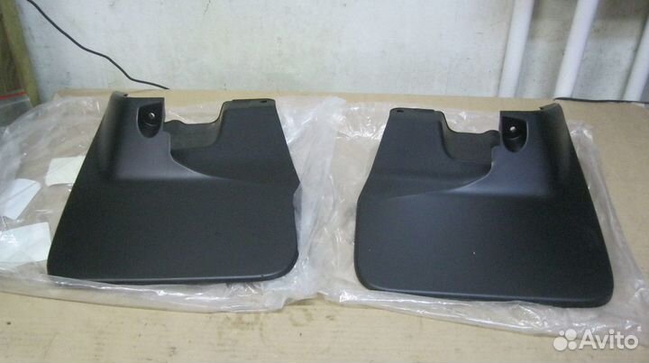 Брызговики передние Toyota Prado 120