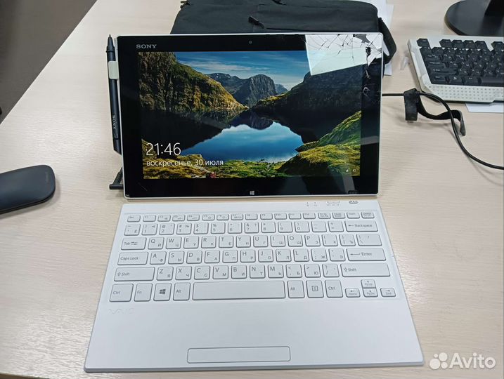 Ноутбук планшет Sony Vaio Tap 11