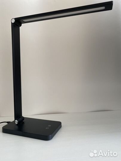 Лампа настольная