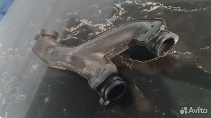 Патрубок охлаждения 9W838A520CC