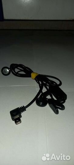 Наушники с микрофоном с аыходом mini usb