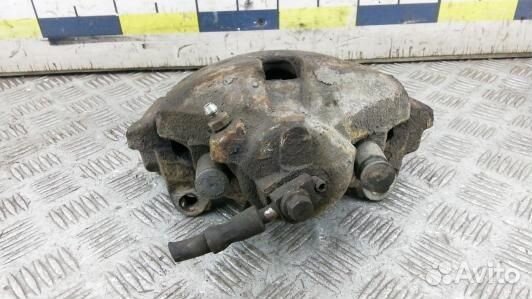 Суппорт тормозной передний левый volkswagen golf 5