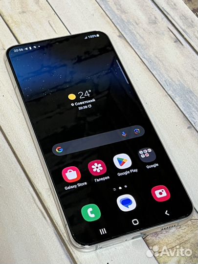 Samsung Galaxy S22+, 8/128 ГБ