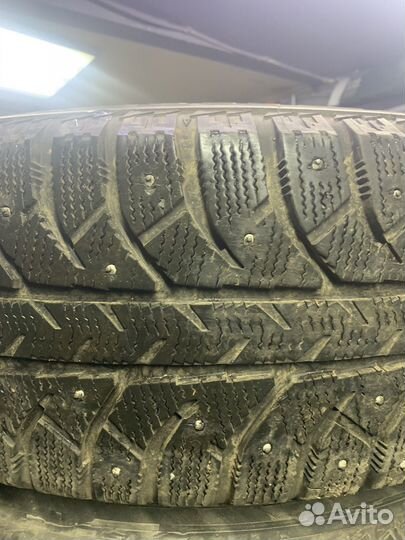 Bridgestone Ice Cruiser 7000 235/65 R17 108T