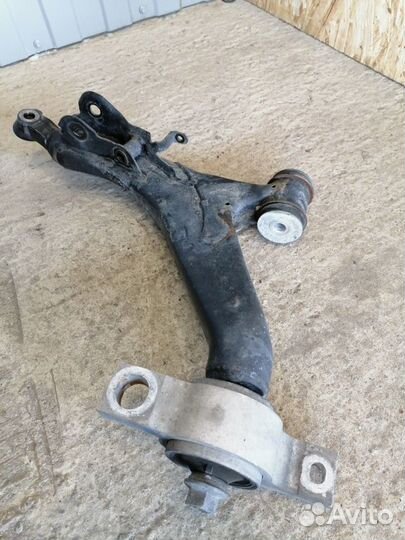 Рычаг подвески передний левый Lexus Gs 350 GRS191