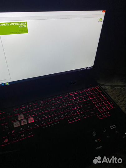 Игровой ноутбук asus