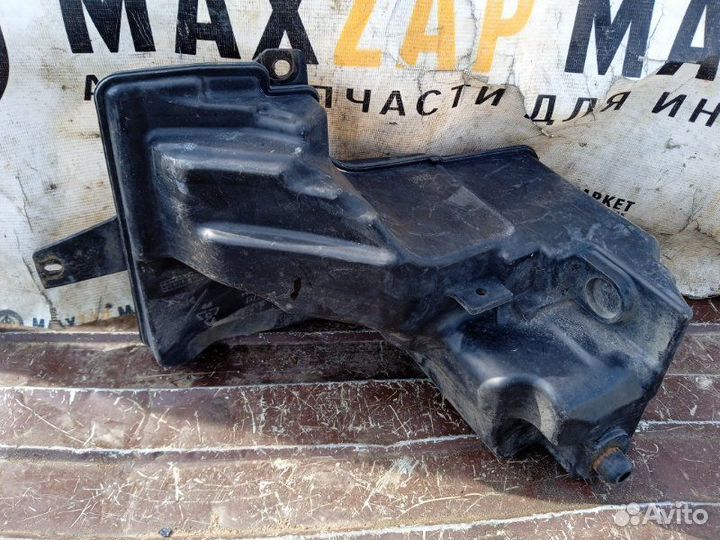Бачок омывателя Mazda 6 Gg 2002 (б/у)