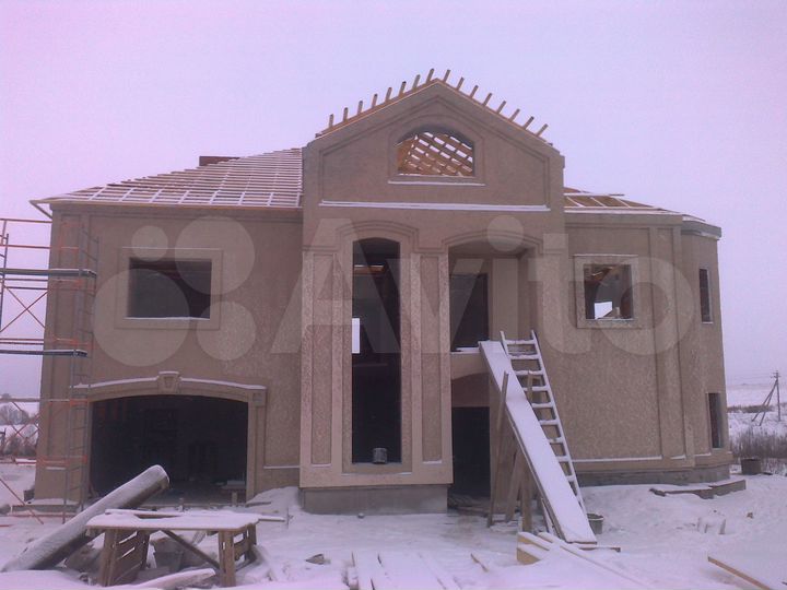 Коттедж 380 м² на участке 11 сот.