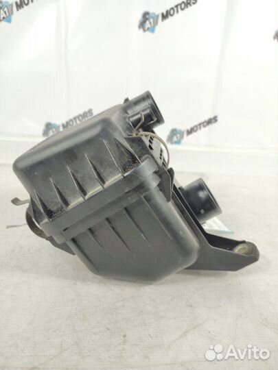 Корпус воздушного фильтра Daihatsu Terios Kid