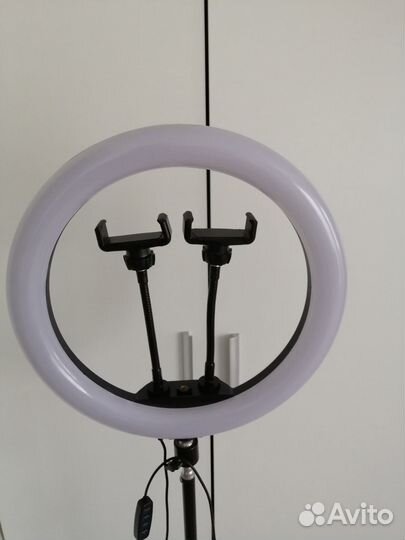 Кольцевая лампа для селфи