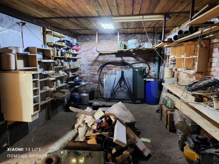 Гараж, > 30 м²