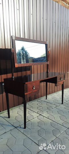 Туалетный стол с зеркалом Румыния Мираж СССР