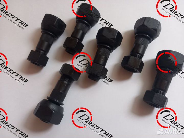 Zevs BW79R Шпилька колеса NQR75/NQR71/NQR90 передн