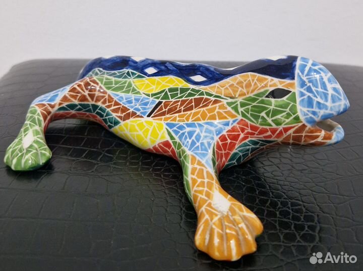 Антонио Гауди мозаика Саламандра