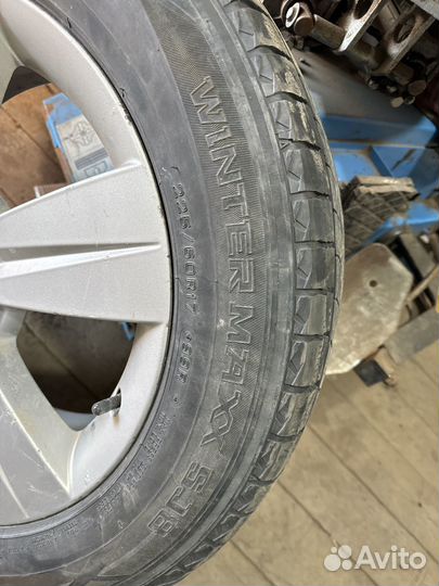 Winmax RacingMax RM23 225/60 R17 99R