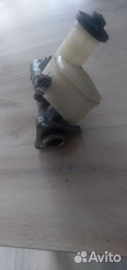 Главный тормозной цилиндр тайота калдина