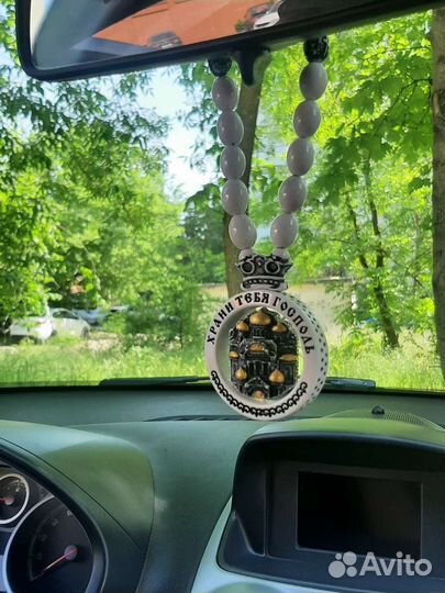 Четки, подвеска в машину, подарок