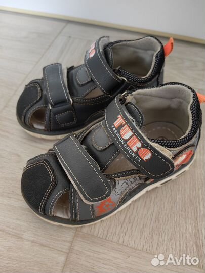 Сандалии детские для мальчиков 23