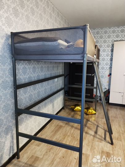 Продам кровать-чердак Туффинг