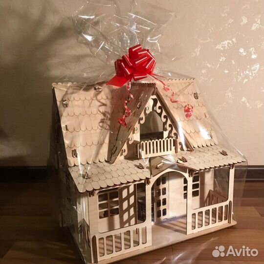 Домик кукольный