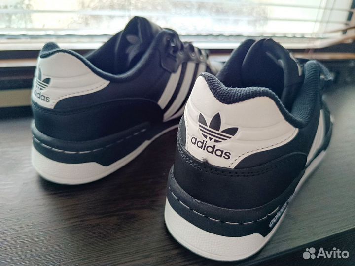 Adidas мужские кроссовки кожаные