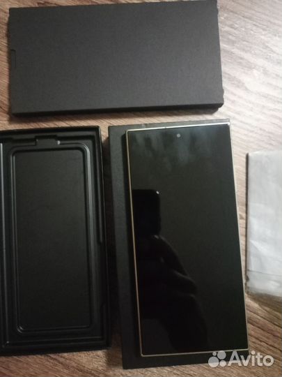 Samsung Galaxy S24 Ultra, 12/512 ГБ