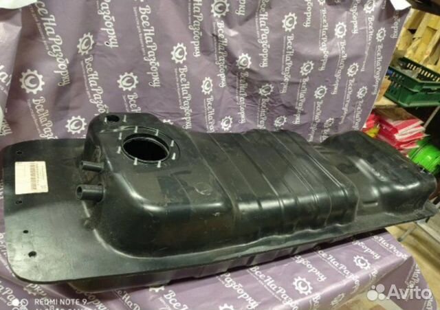 Топливный бак ssangyong rexton 3. 2211008b03. Бак топливный ssangyong rexton 1. Топливный бак рекстон 1. Бак топливный рекстон 2 2.