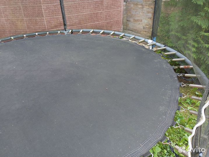 Батут с защитной сеткой 100кг макс