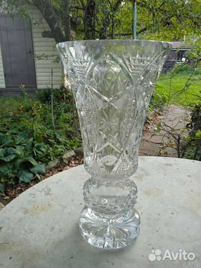 Вазы хрустальные