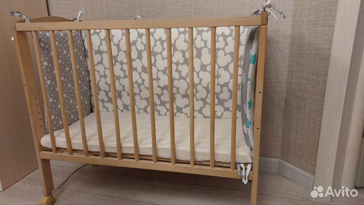 Детская кроватка и кокон-матрас