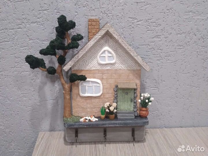 Ключница настенная