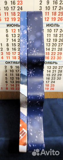 Жестяная коробка в новогодней тематике