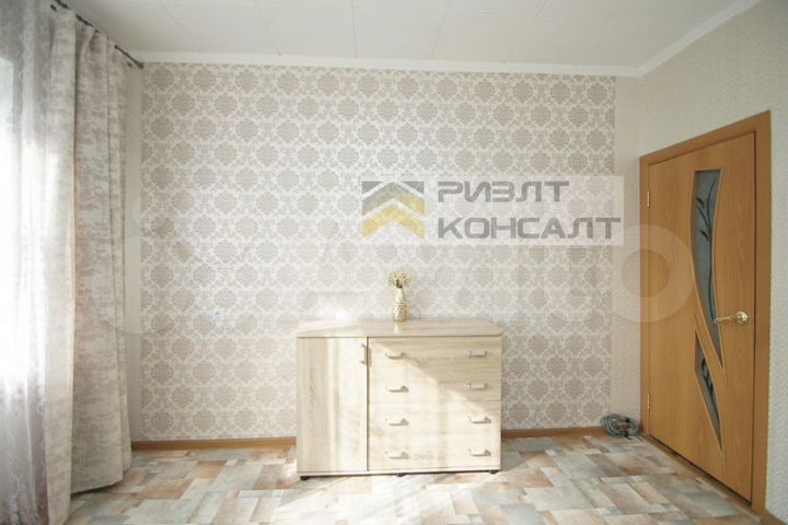 3-к. квартира, 64 м², 1/10 эт.