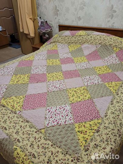 Покрывало с наволочками
